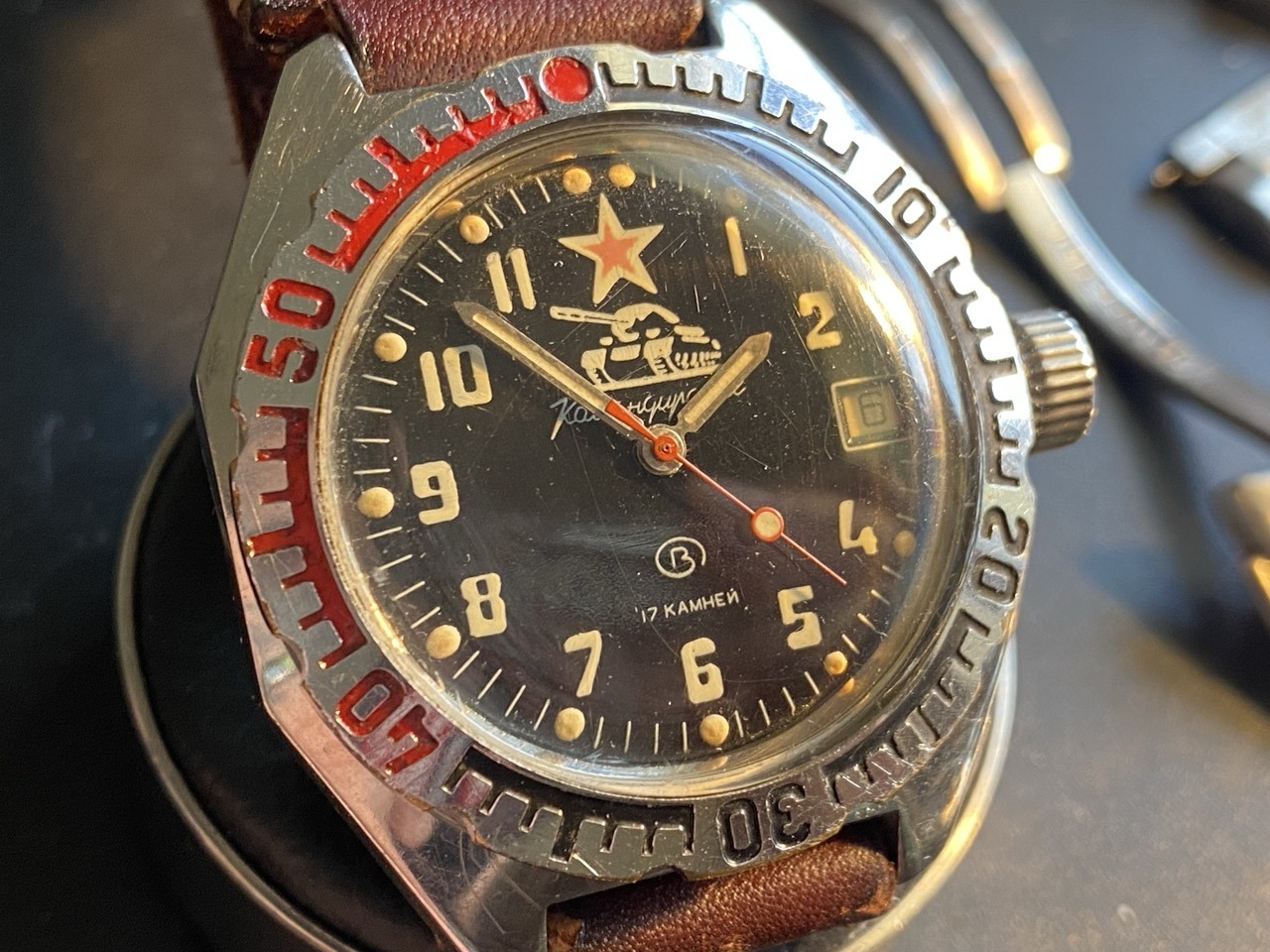 Vostok Amphibia Divers watch Tank Dial with Red Star - Image 6