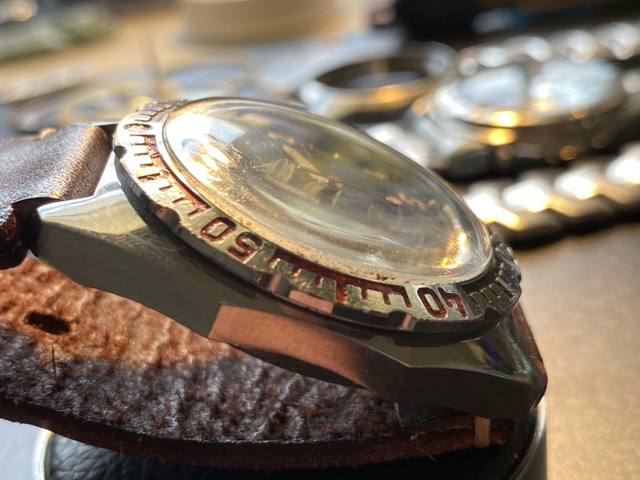 Vostok Amphibia Divers watch Tank Dial with Red Star - Image 5